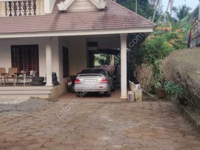 5BHK House with 3500 SqFt at Udayamperoor,Ernakulam for sale