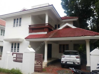 4 BHK 2150 SQFT HOUSE IN 6 CENTS FOR IMMEDIATE SALE IN PURANATTUKARA,THRISSUR