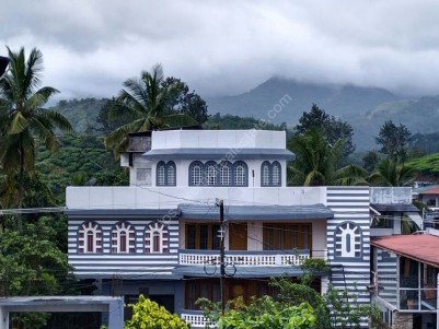Commercial cum Residential Land with Building for sale at Meppadi Town, Wayanad