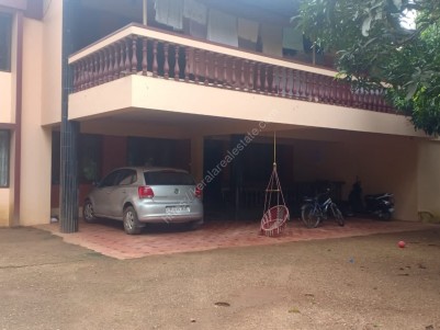 1 Acre Land with 6000 SqFt Double Storey House at Vallamkulam, Thiruvalla, Pathanamthitta