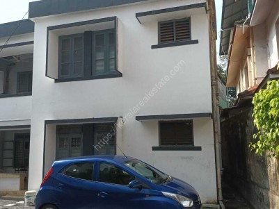 7.400 Cents of Land with Old House for Sale at Chittoor Road, Ernakulam