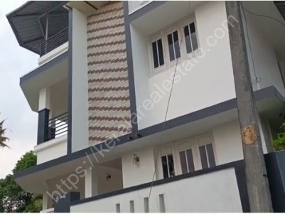 Villa for Sale Near Thykoodam Bridge, Ernakulam