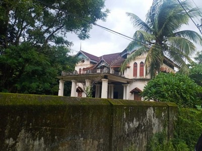 Nalulkettu for Sale at Kollengode, Palakkad